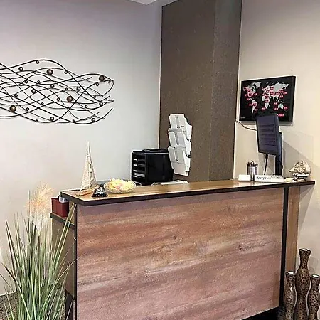Dietrichsdorfer Hof 3* Киль