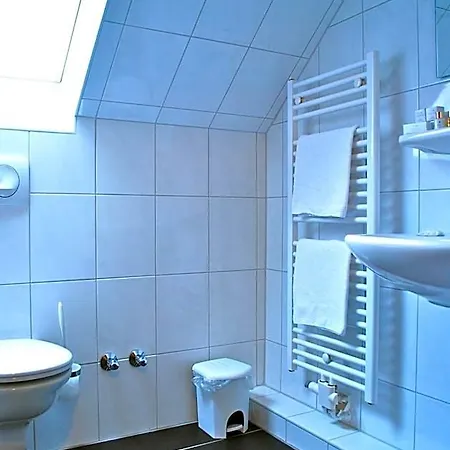 Отель Dietrichsdorfer Hof Киль